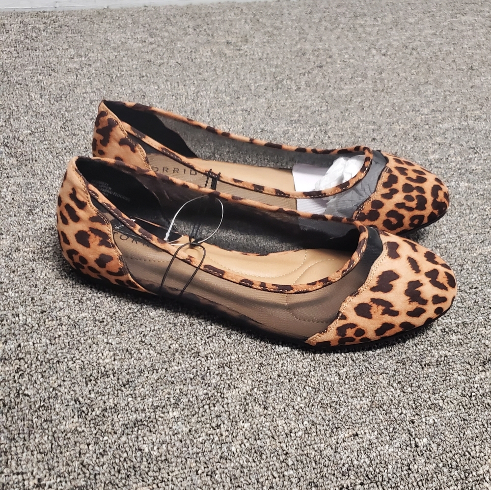 NWT Torrid Flats 8.5W